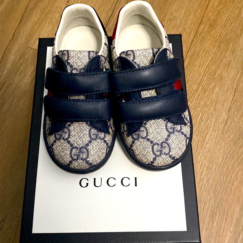 Gucci shoes